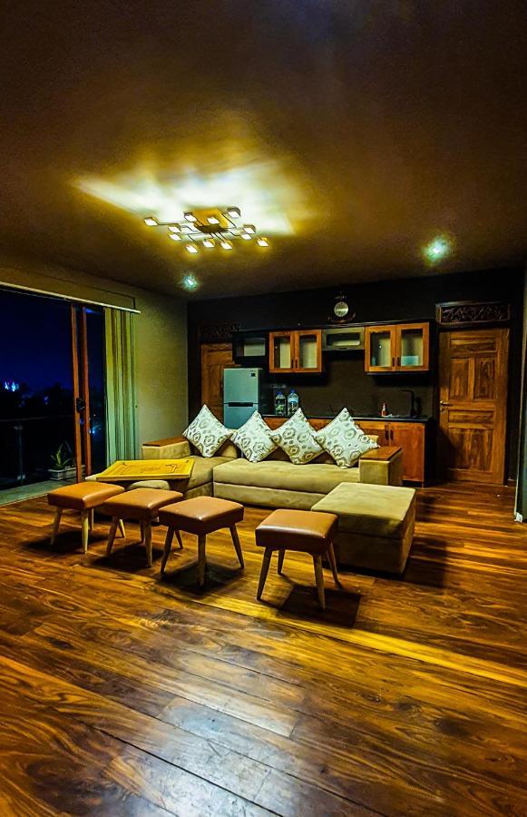 Penton45 - Luxury Penthouse Apartment Negombo Exterior photo